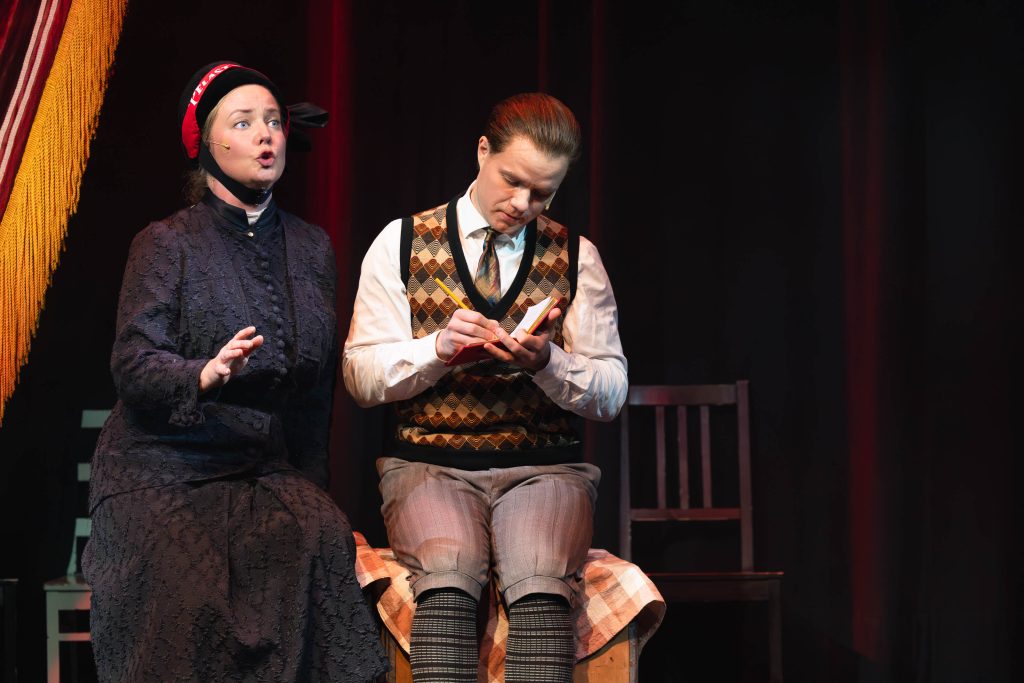 Kuvassa Hanna Vahtikari ja Karlo Haapiainen–kuvaaja Tero Vihavainen